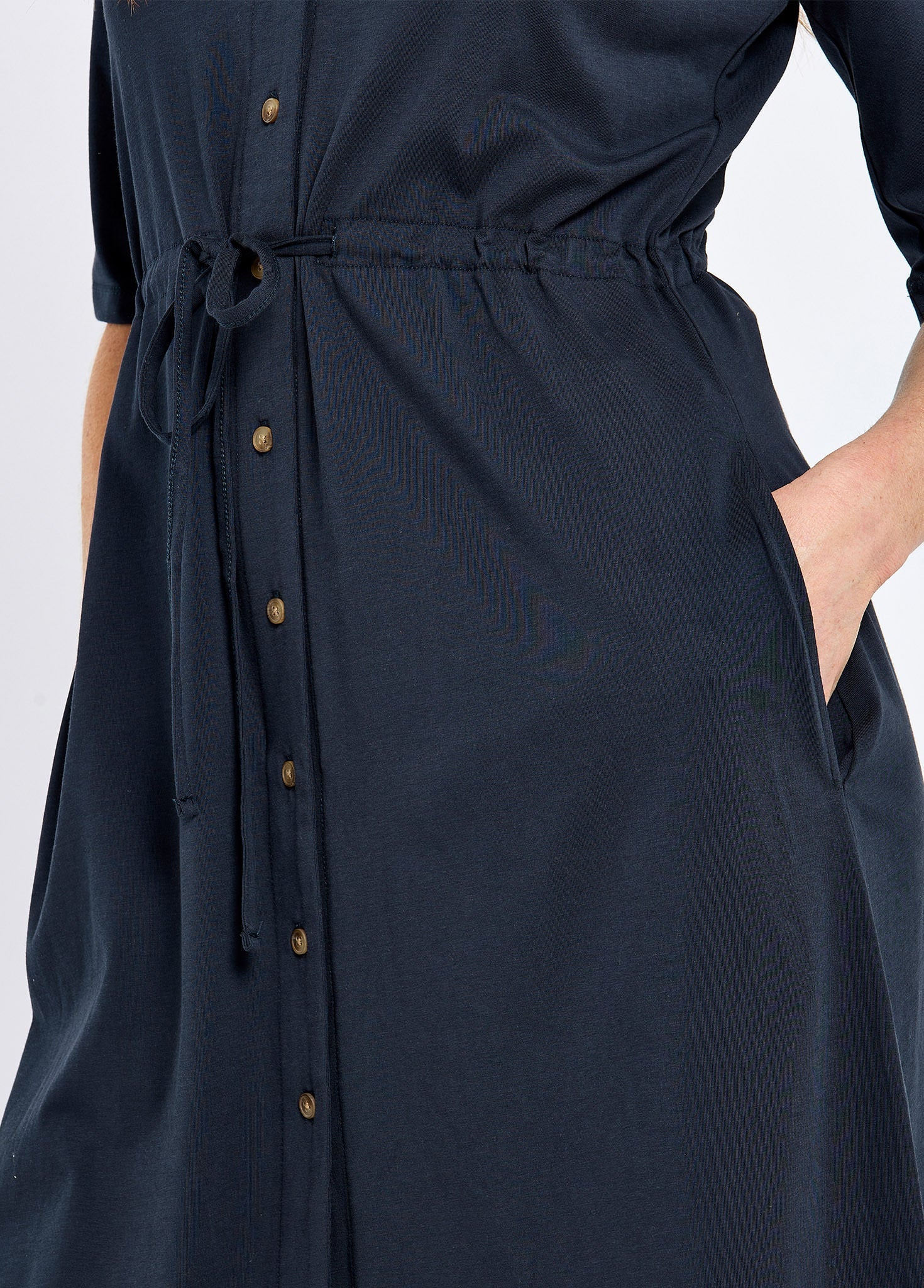 Hanlon Women’s midi length shirt dress - Navy - Image 4