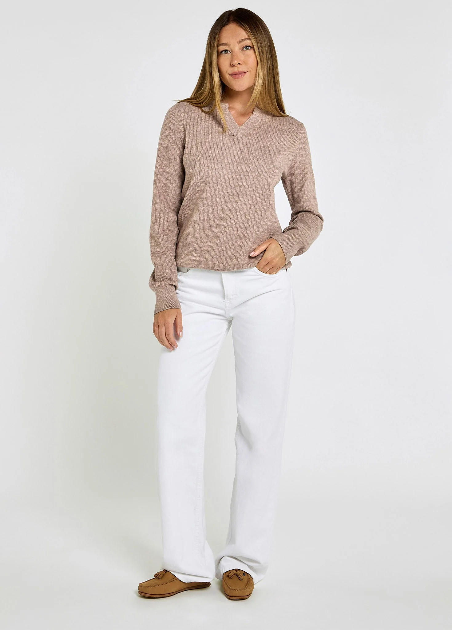 Kiltartan Women’s textured knitted sweatshirt - Taupe - Image 2