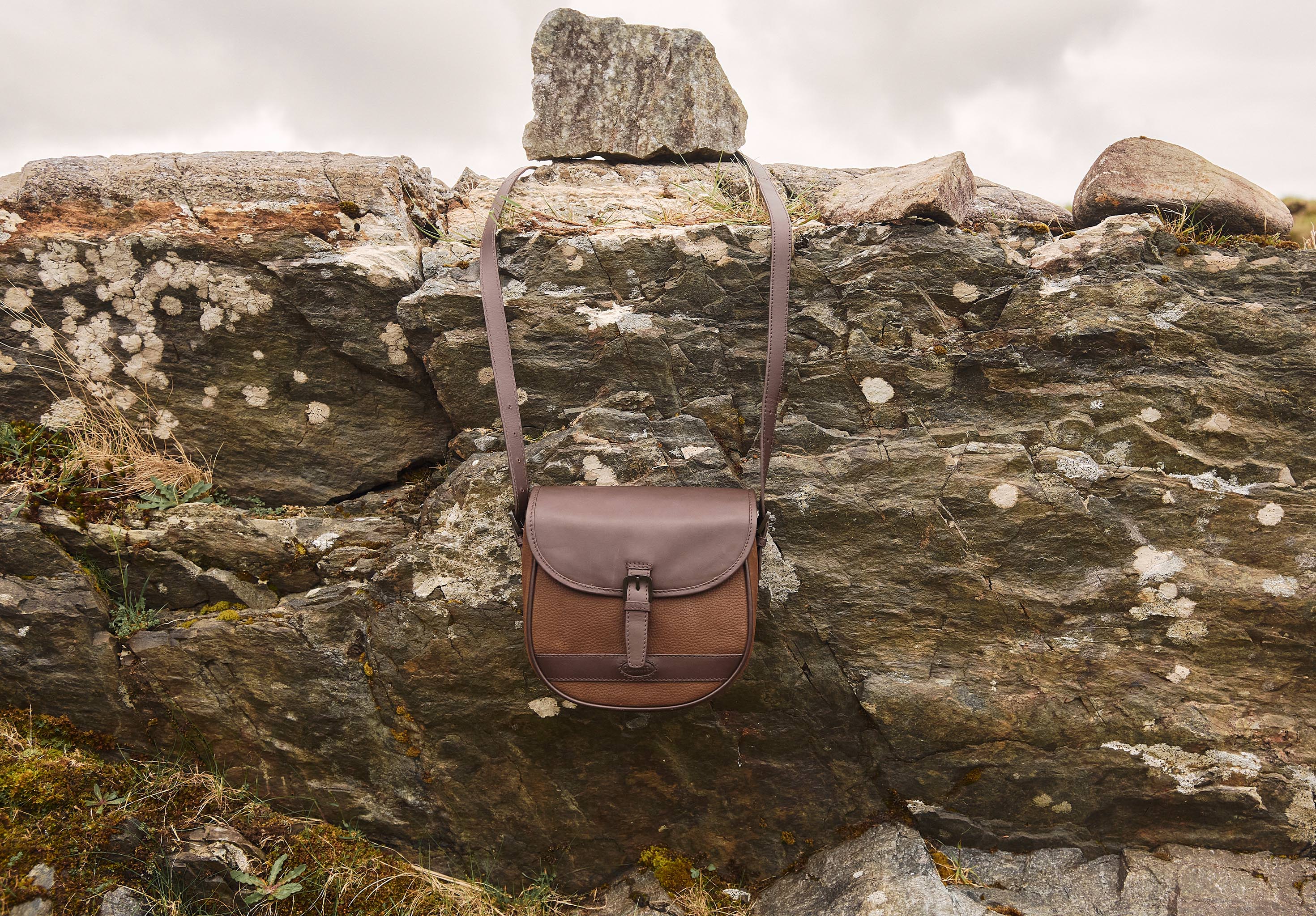 Clara Ladies Leather Saddle bag - Walnut - Image 3