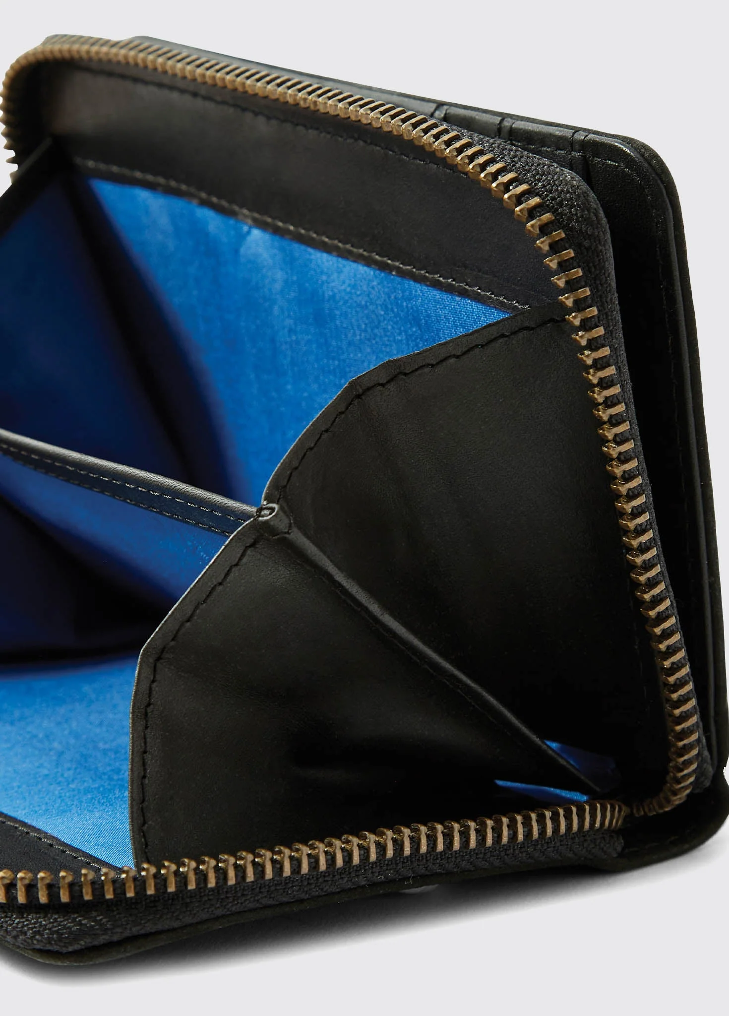 Enniskerry Ladies Leather Wallet - Black - Image 5