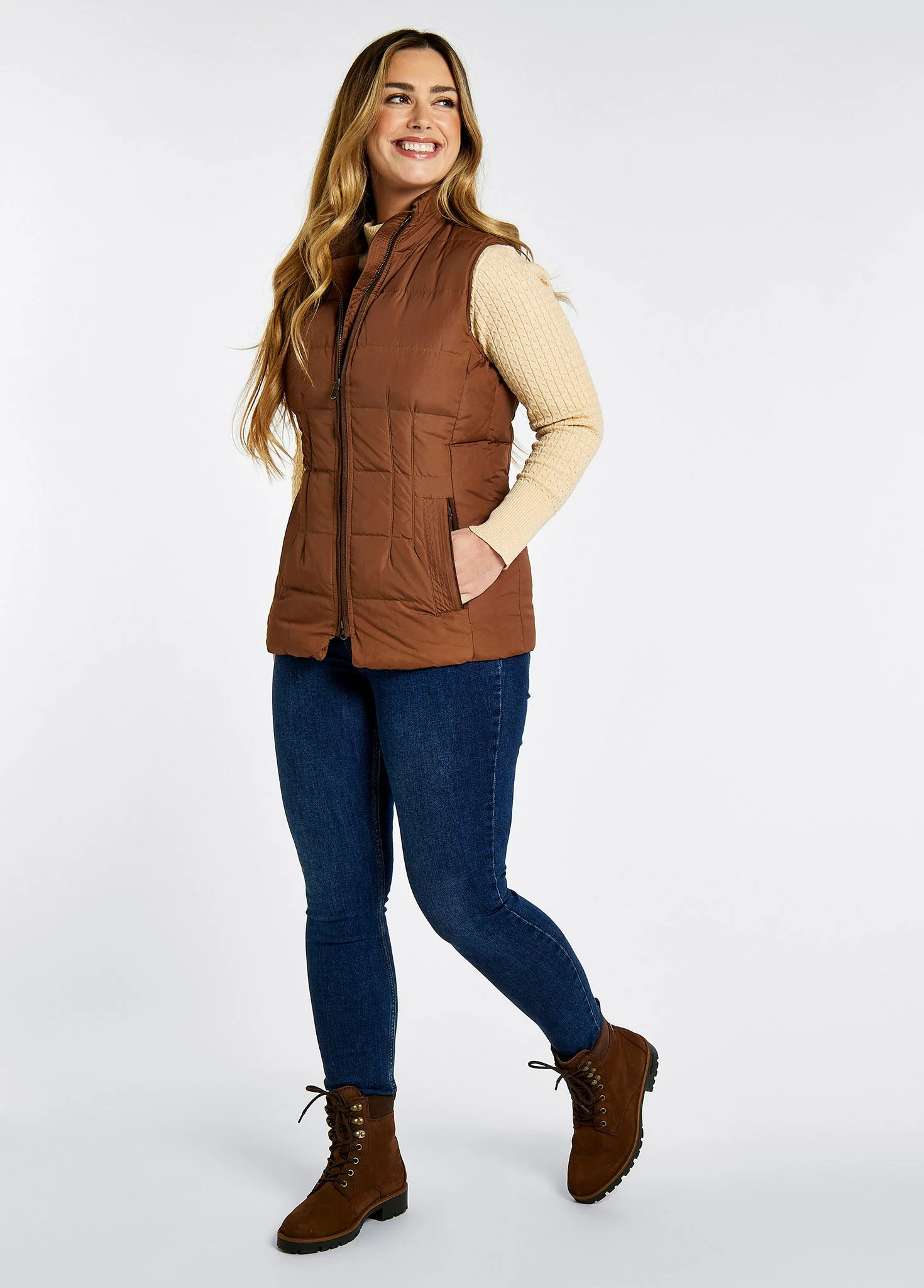 Spiddal Quilted Gilet - Walnut - Image 2