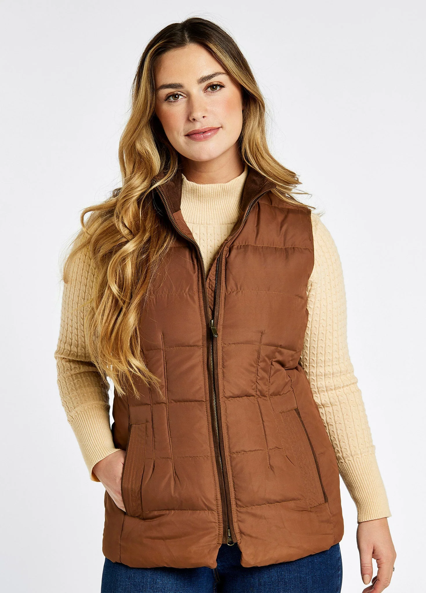 Spiddal Quilted Gilet - Walnut - Image 4