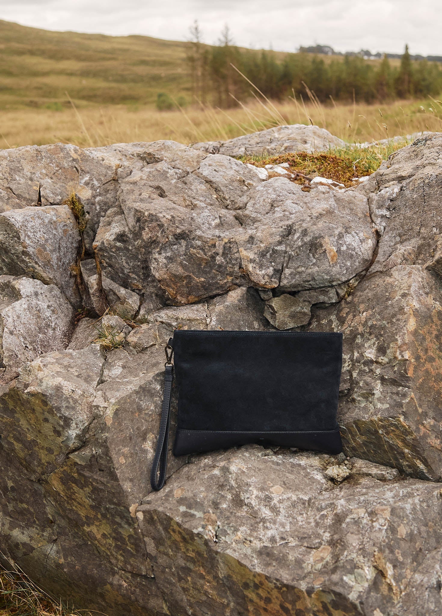 Millymount Ladies Suede Clutch - French Navy - Image 3