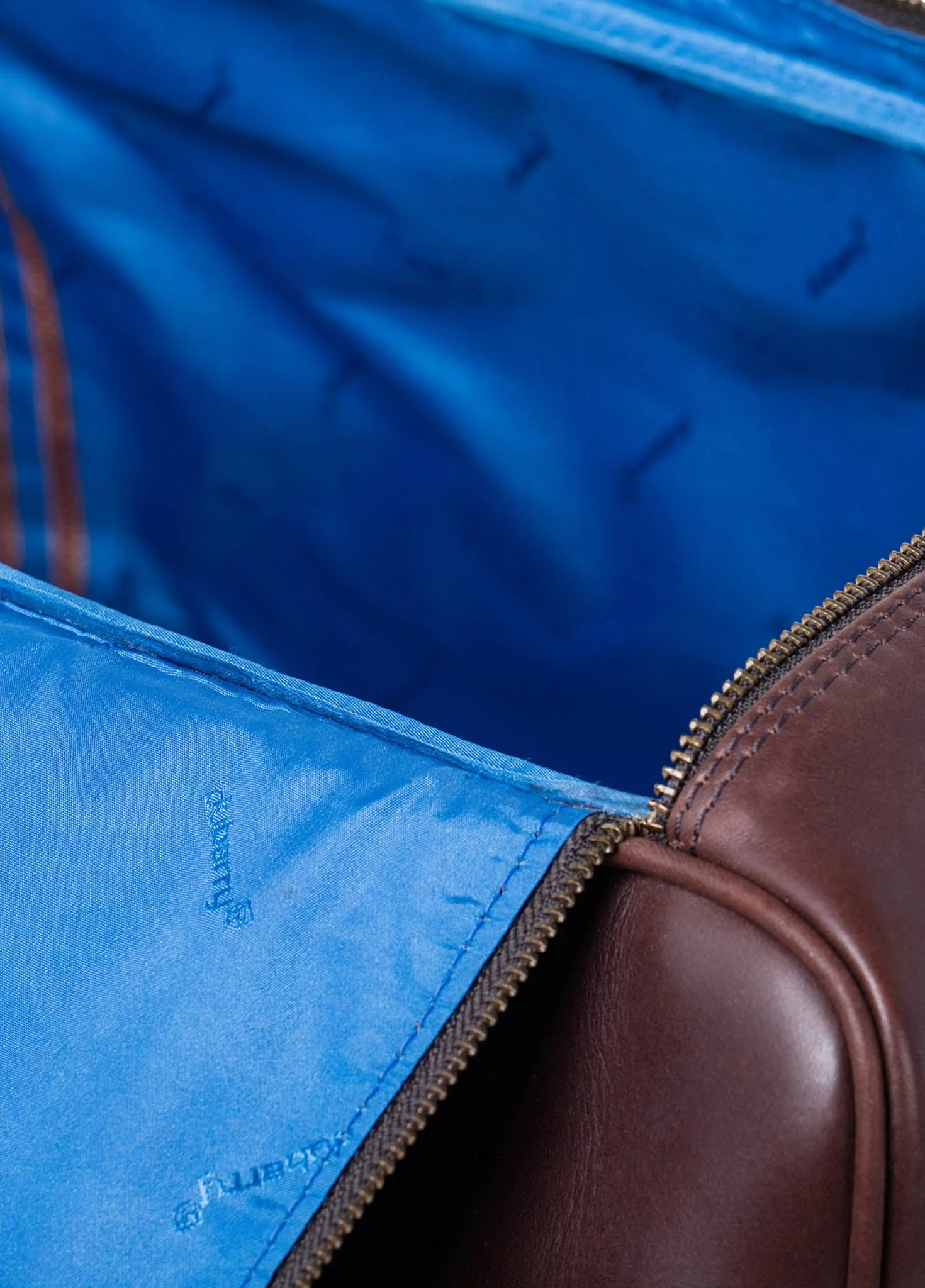Durrow Leather Weekend Bag - Walnut - Image 2