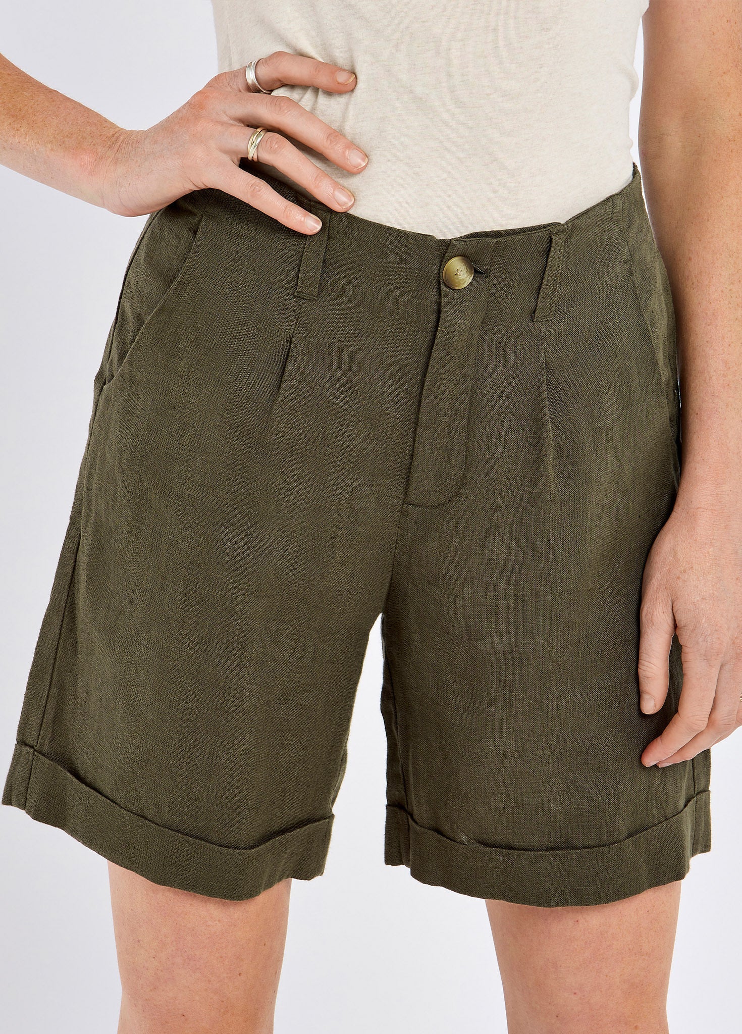Maryland Women’s linen shorts - Khaki - Image 5
