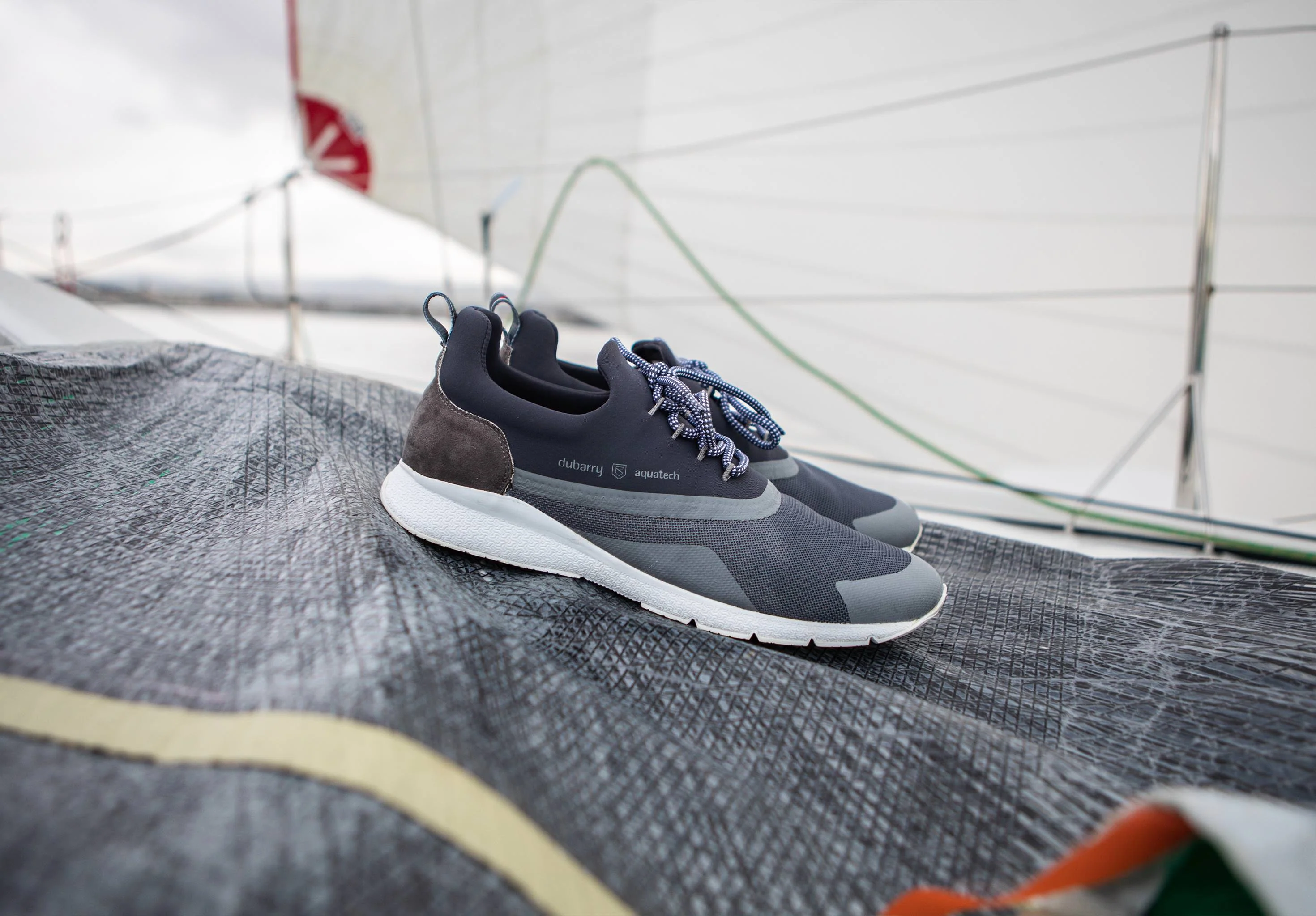 Antibes Mens Lightweight Sporty Trainer - Platinum - Image 3
