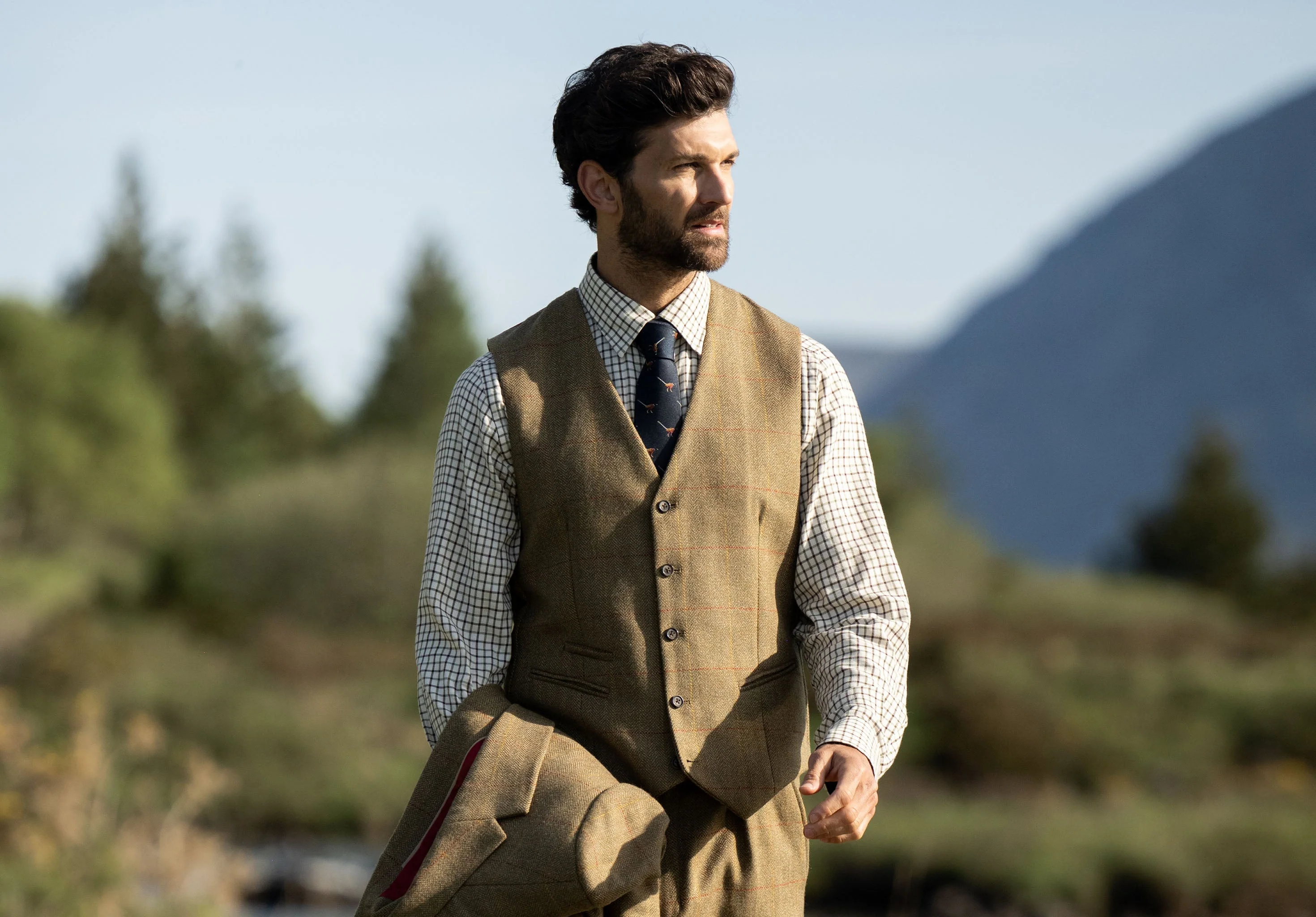 Redwood Men's Tweed Waistcoat - Elm - Image 2