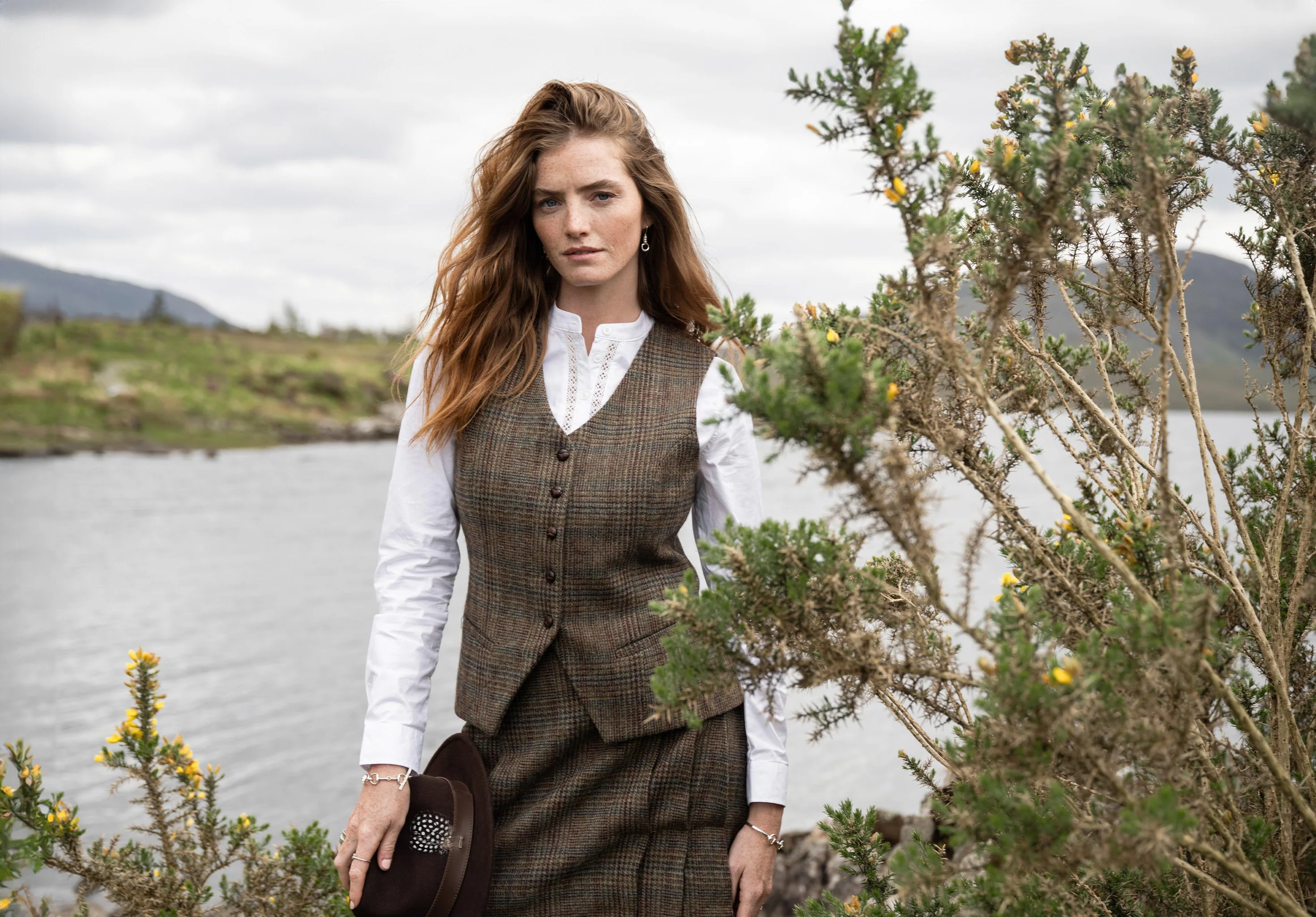 Robinswood Women’s tweed waistcoat- Katy Glen - Image 3