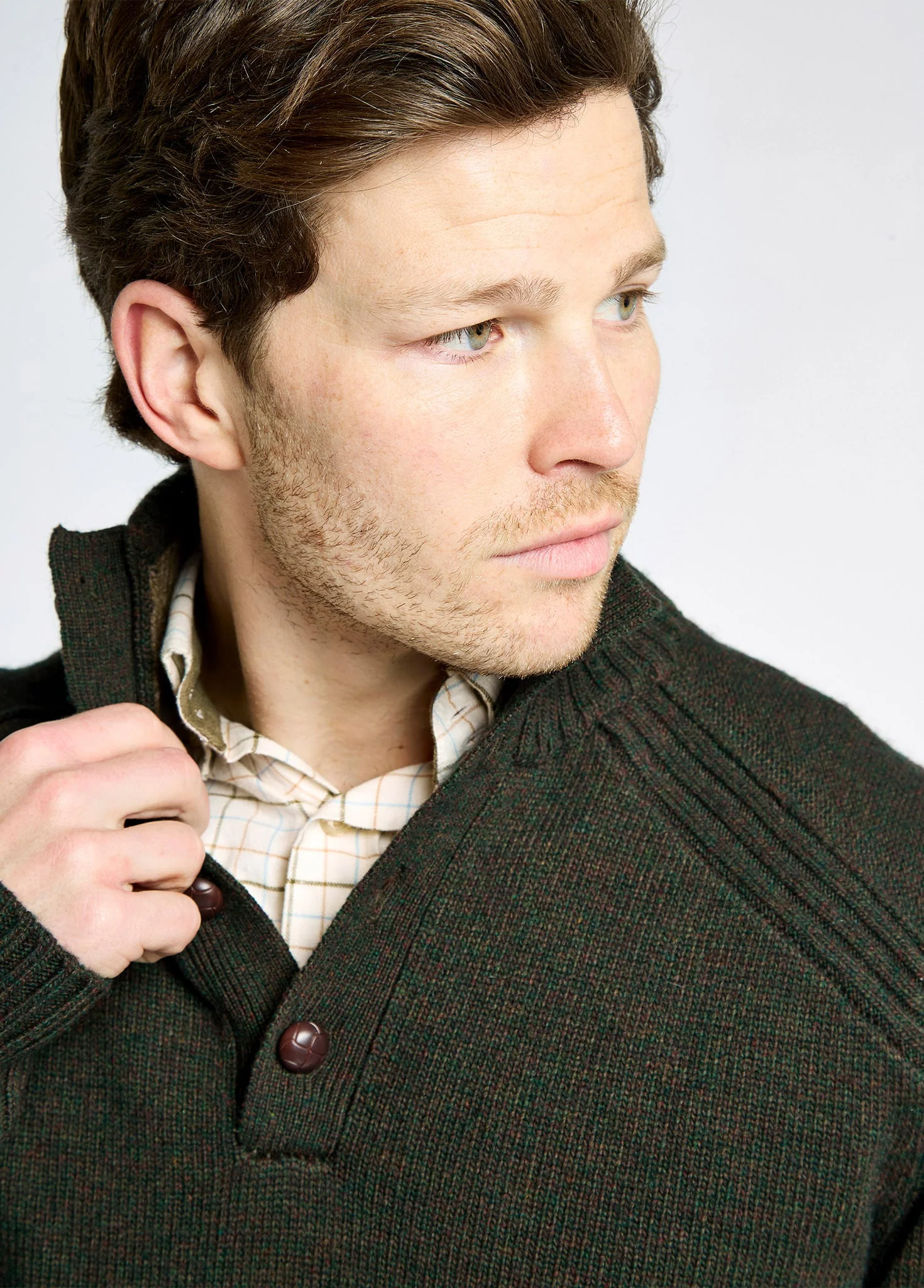Shields Men’s button neck knit - Olive - Image 4