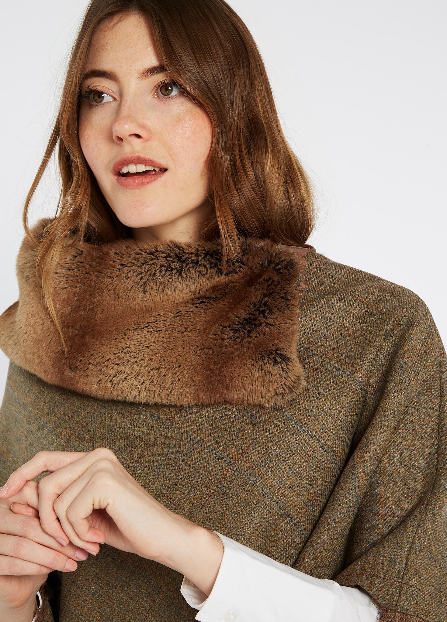 Silverfir Women's Tweed Poncho - Burren - Image 4