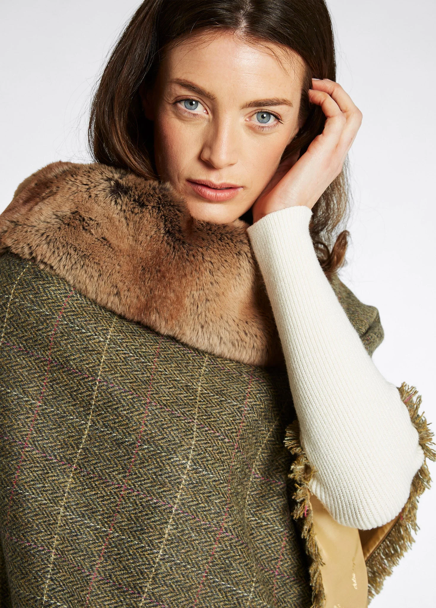 Silverfir Women's Tweed Poncho - Thistle - Image 6