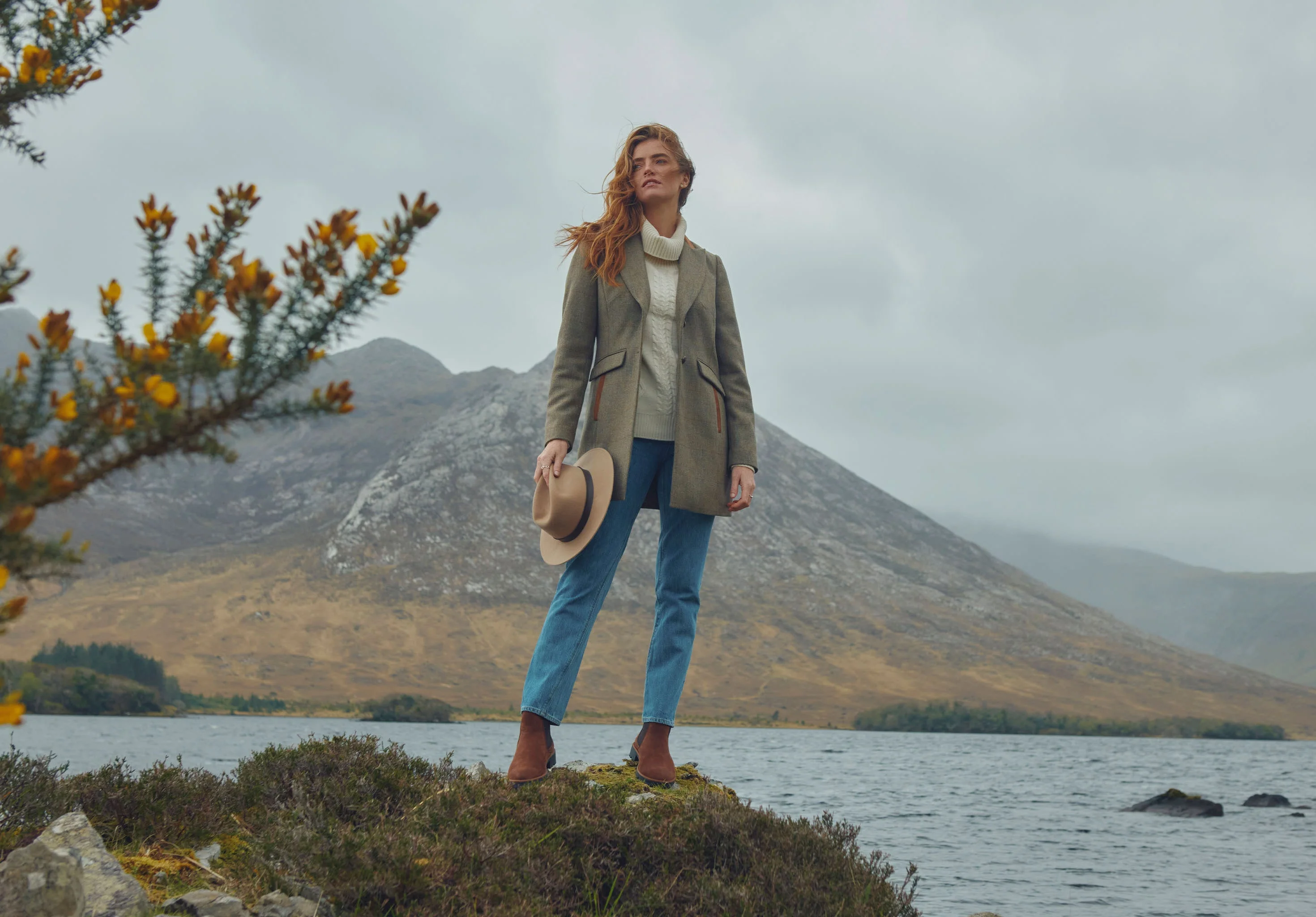Treefern Women's Tweed Jacket - Burren - Image 3