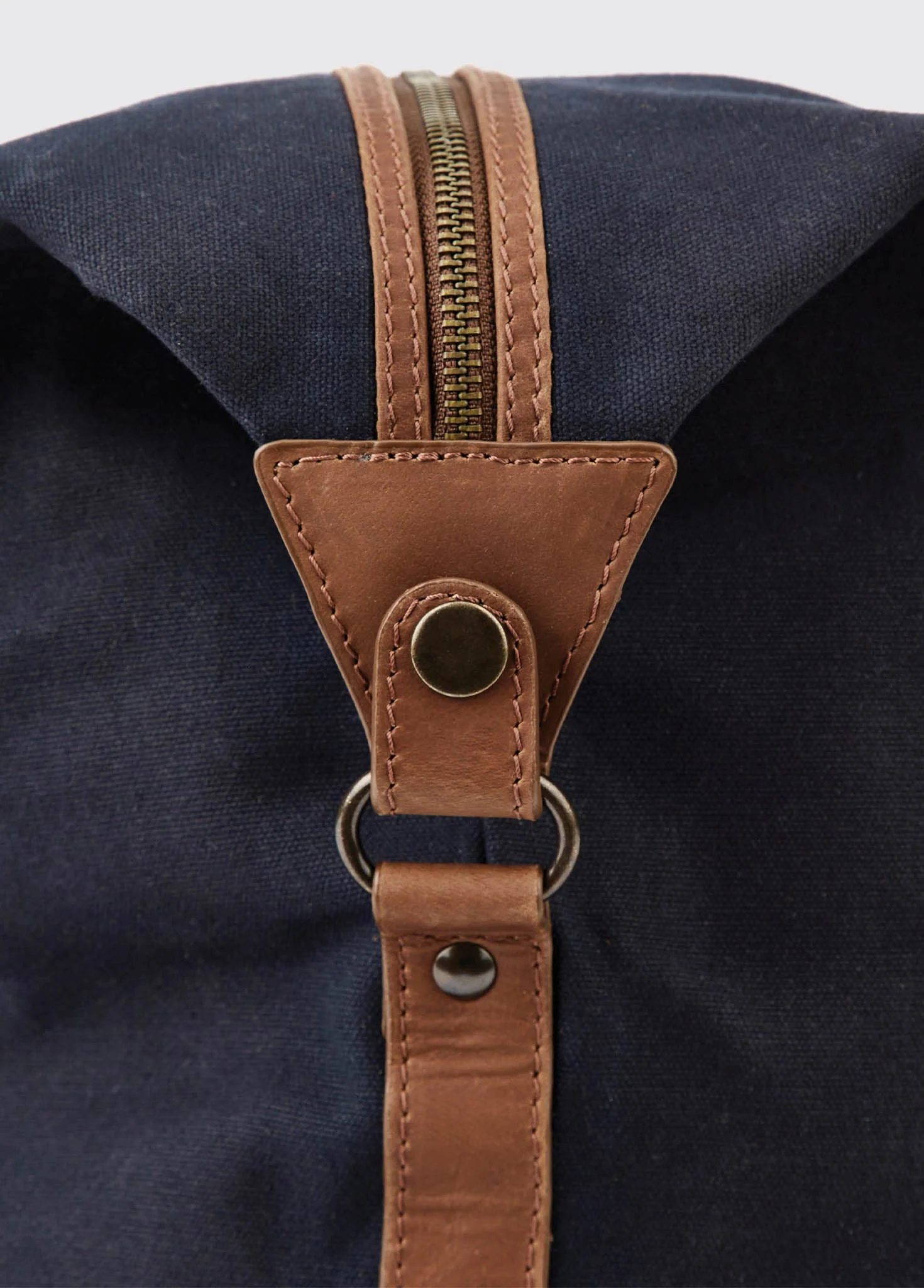 Brittas Wax Holdall - Navy - Image 4
